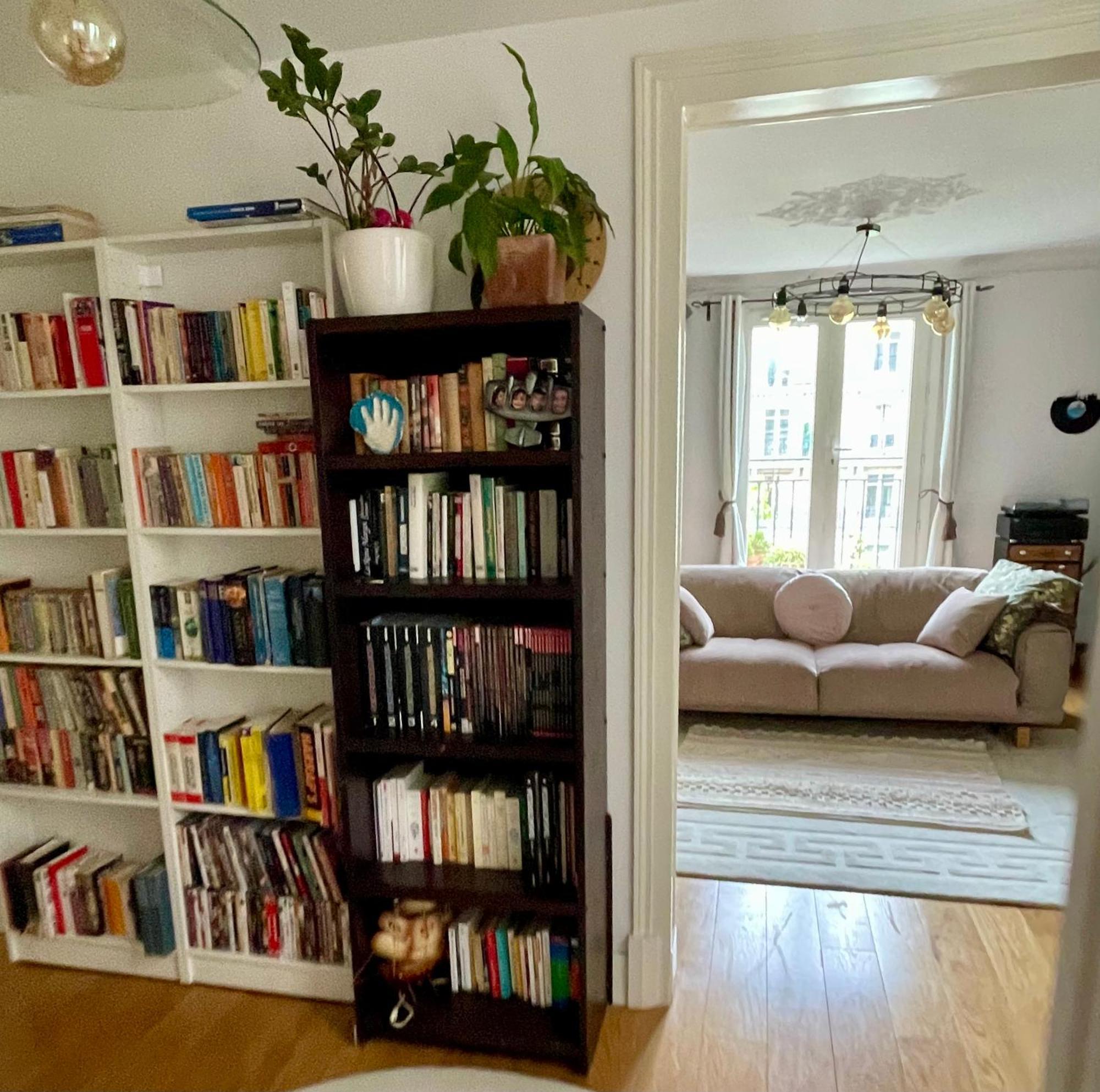 Grand Familial Parisien, Avec Balcon Et Parking * Parijs